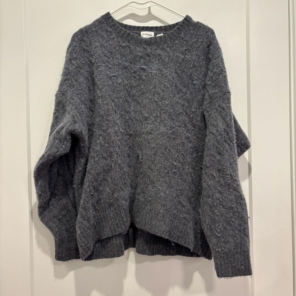 Sunday Best‎ Aritzia Grey Fuzzy Knit Crewneck Sweater Oversized Pullover Large